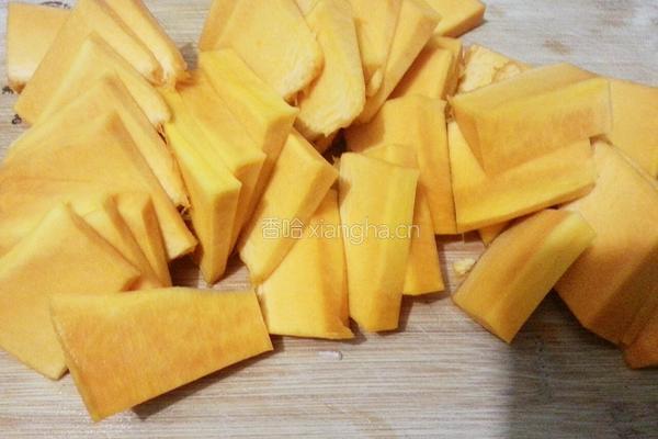 南瓜小米粥（电饭锅）的做法图解2