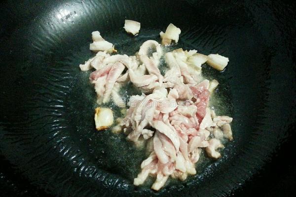 雪菜炒肉丝的做法图解3