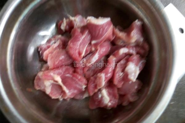 养颜补血乌鸡汤的做法图解2