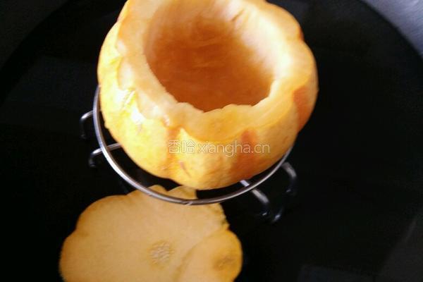 南瓜甜品盅的做法图解3