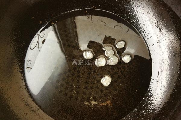 红烧肉炖土豆芹菜末的做法图解5