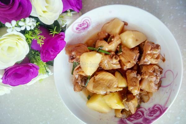 鸡腿烧土豆的做法图解5