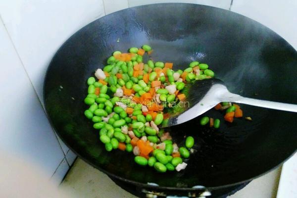肉炒毛豆粒的做法图解4