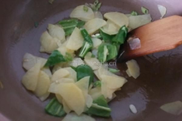 茄汁土豆片的做法图解3