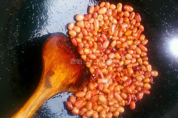 炒花生的做法图解6