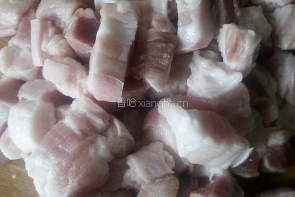 红烧肉豆角炖土豆的做法图解2