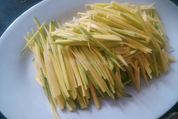素炒南瓜丝的做法图解2