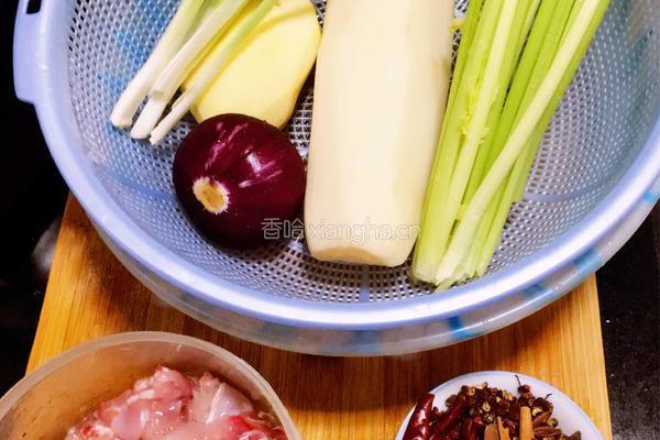 香辣干锅兔的做法图解1