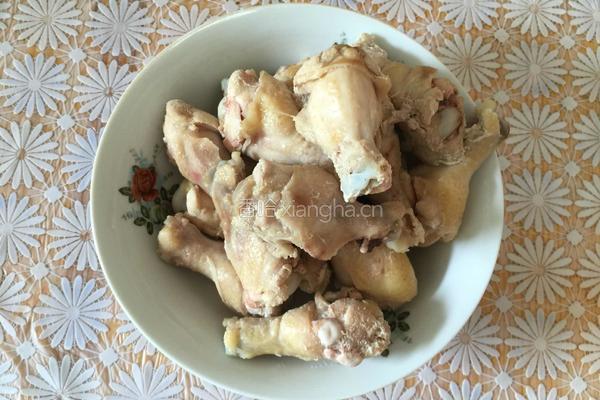 香菇土豆炖鸡腿的做法图解3