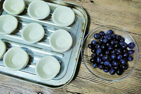 蓝莓蛋挞的做法图解8