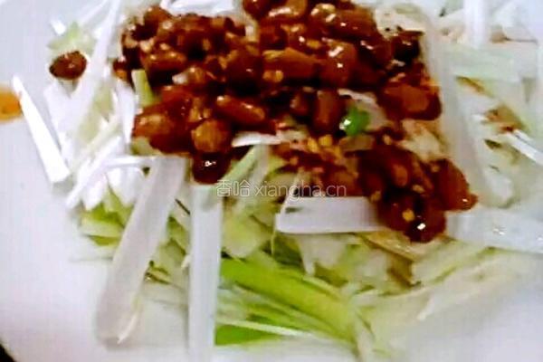 大葱拌水豆豉的做法图解3
