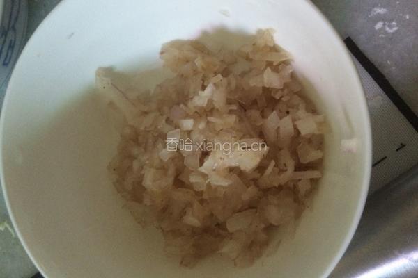 火腿鸡肉香菇披萨的做法图解5