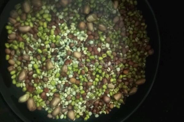 清补祛湿粥的做法图解3