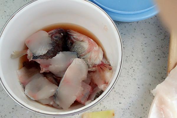 湘味鲈鱼的做法图解2