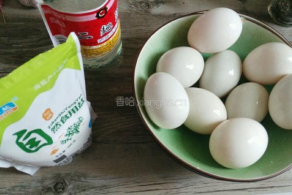 自制咸鸭蛋的做法图解1