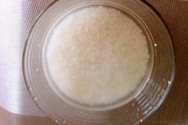 大米绿豆粥的做法图解1