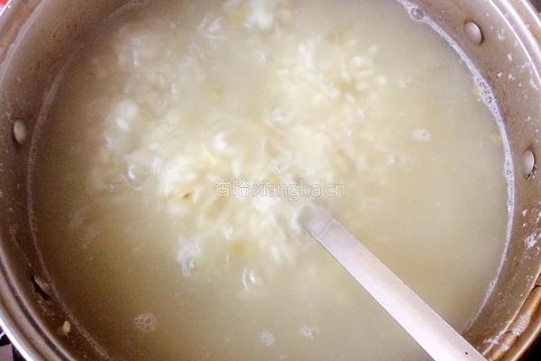 大米绿豆粥的做法图解6