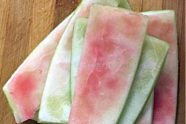 《西瓜皮猪肉饺子》的做法图解5