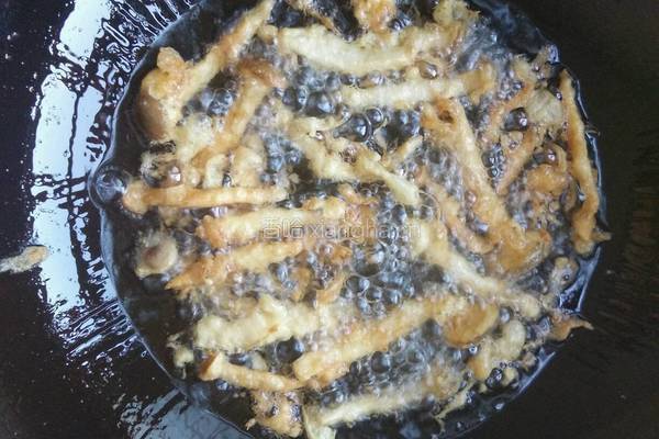 香酥蟹味菇的做法图解4