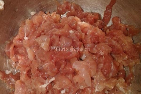 青椒炒肉丝的做法图解2