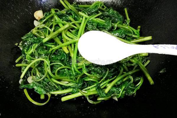 清炒红薯叶的做法图解9