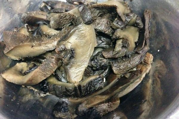 双节熊掌的做法图解1