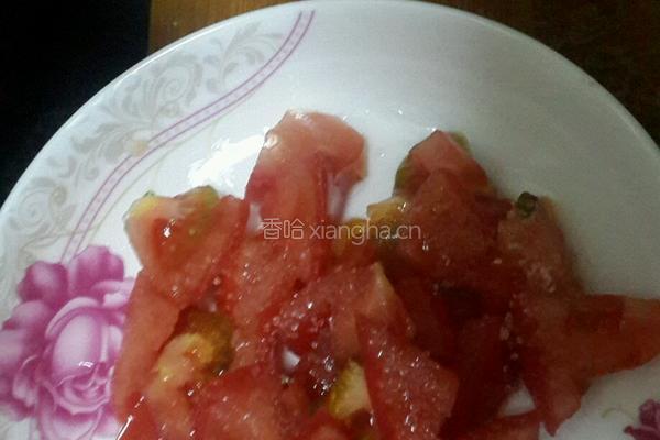 香菜金针拌糖番茄的做法图解1