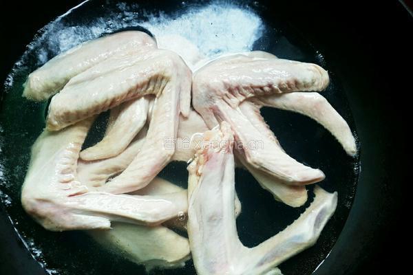 蚝油卤鸭翅的做法图解2