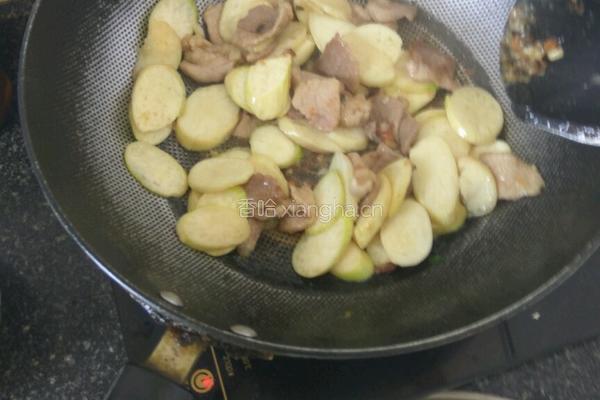 茭白炒肉片的做法图解5