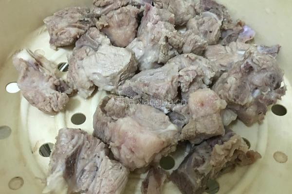 龙骨冬瓜汤的做法图解3