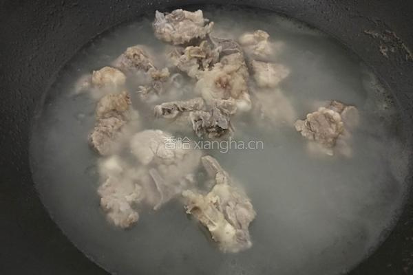 龙骨冬瓜汤的做法图解4