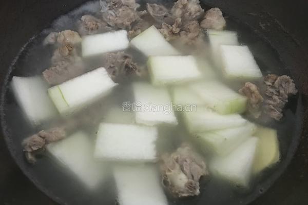 龙骨冬瓜汤的做法图解5