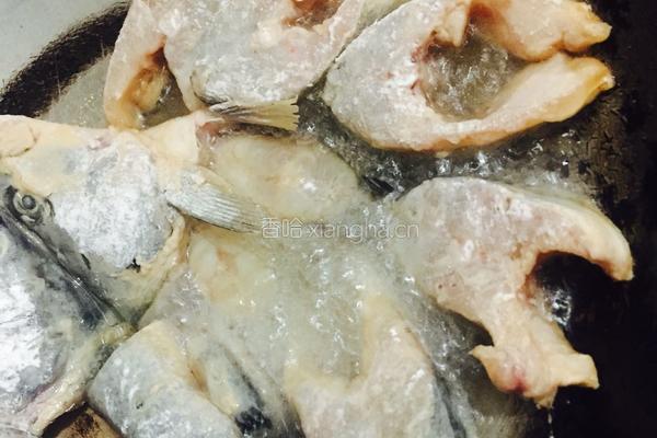 家常红烧鱼的做法图解4