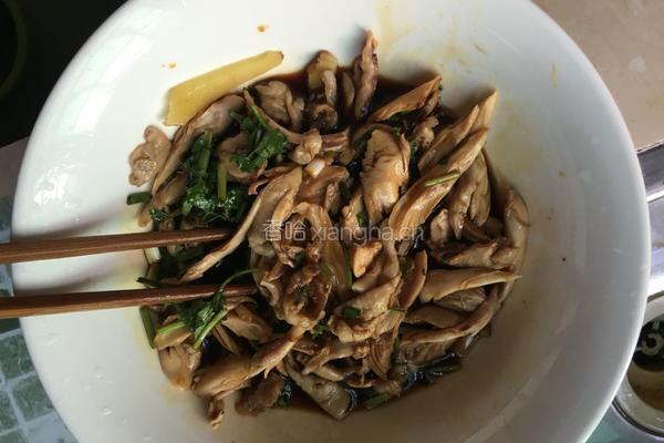手撕鸡腿肉的做法图解9