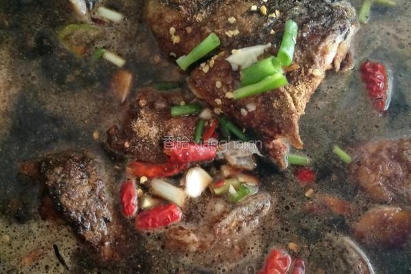 家常红烧鱼的做法图解7