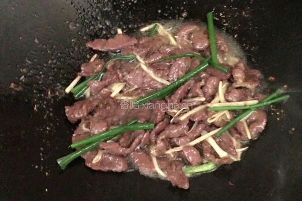 姜爆牛肉的做法图解7