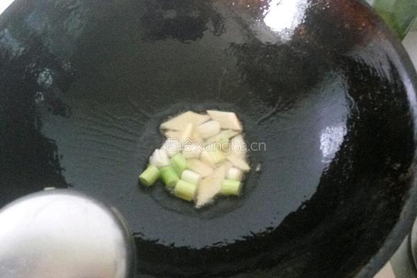 西红柿牛腩炖土豆的做法图解5
