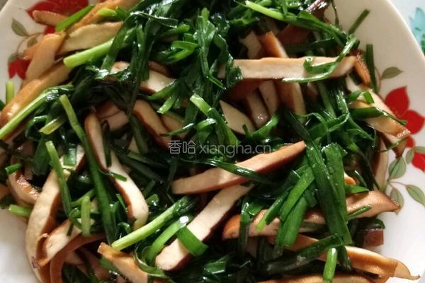 韭菜炒茶干的做法图解5