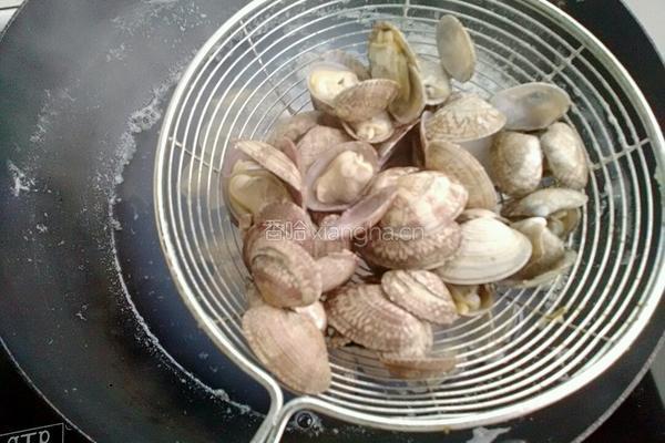 菠菜拌花蚬的做法图解7