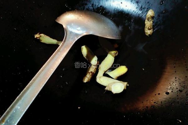 海带排骨汤的做法图解4