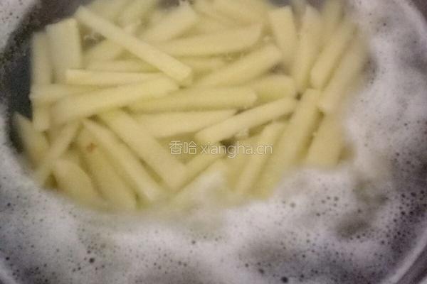自制薯条的做法图解2