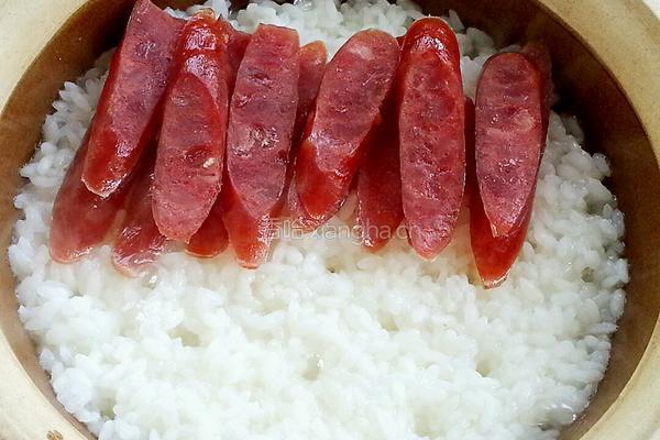 腊肠煲仔饭的做法图解10