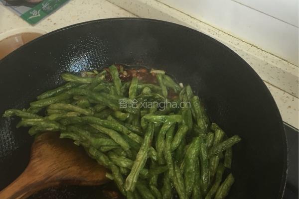 干煸豆角的做法图解8