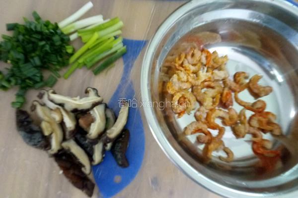 玉子豆腐炖香菇虾米的做法图解2