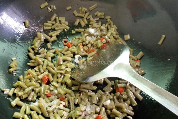 炒酸豆角的做法图解8