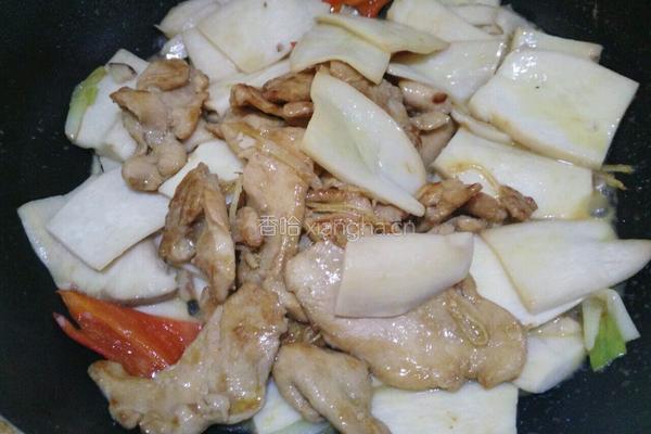 鸡腿菇炒鸡肉的做法图解9