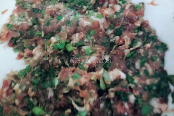 胡萝卜蒸饺的做法图解2