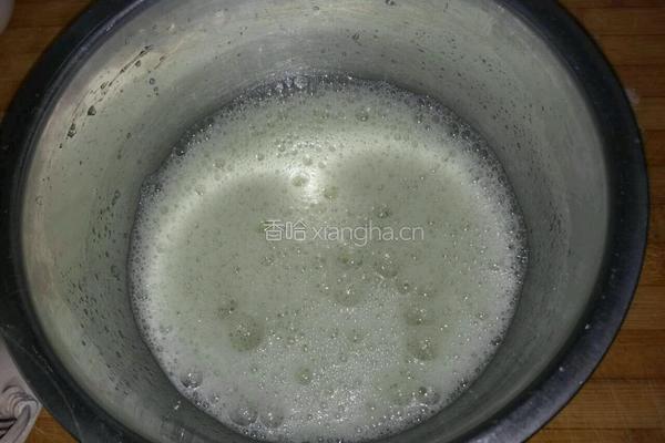 朗姆红提蛋糕卷的做法图解8