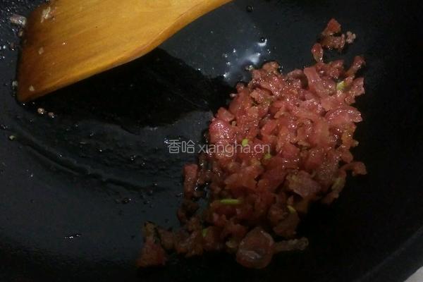 香肠鸡蛋早餐饼的做法图解3