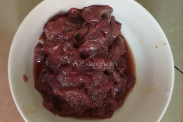 野山椒牛肉的做法图解2